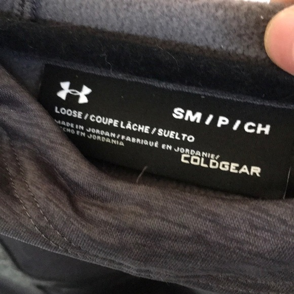 NWT Grey heather Under Armour Sweatshirt Hoodie Womens Size Small! - Picture 4 of 5